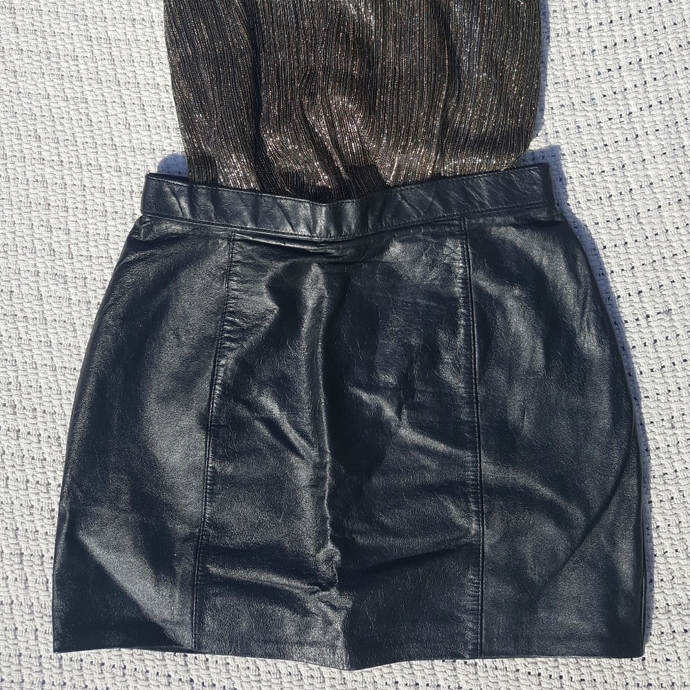 Vintage Leather Mini Skirt - Black Leather - 7/8